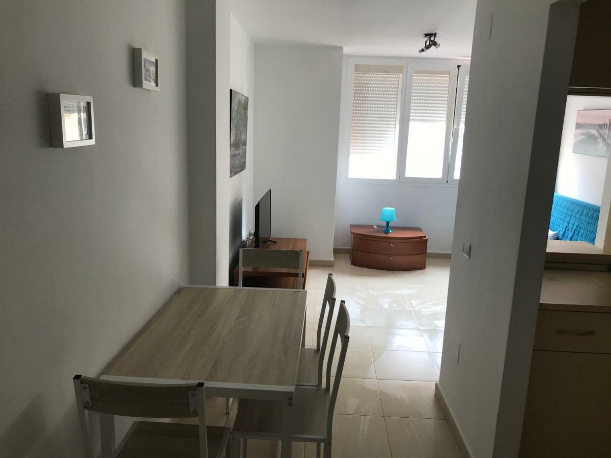 Ilios Apartamentos มาลากา ภายนอก รูปภาพ
